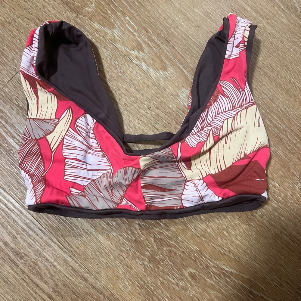 Nabaijii reversible swimsuit top